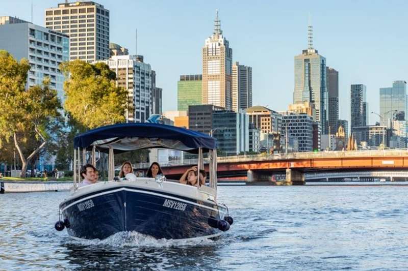2-Hour Self-Drive Boat Hire on the Yarra River (Docklands)