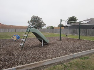 Aitken Court Playground, St Albans Park