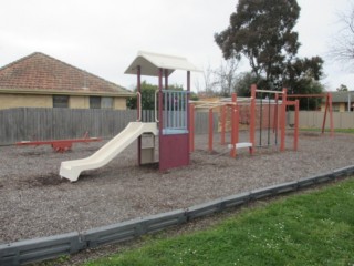Almurta Street Playground, Alfredton