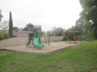 Amaroo Crescent Playground, Strathdale