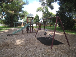 Amersham Avenue Playground, Springvale South