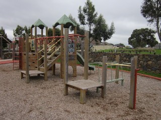 Anglers Drive Playground, Epping