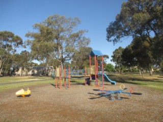 Apex Park Playground, Bennett Road, Horsham