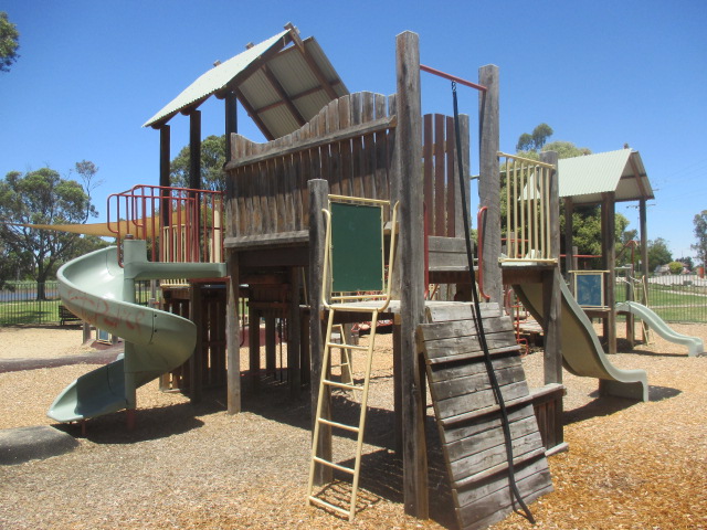 Apex Park Playground, Cohuna Island Road, Cohuna