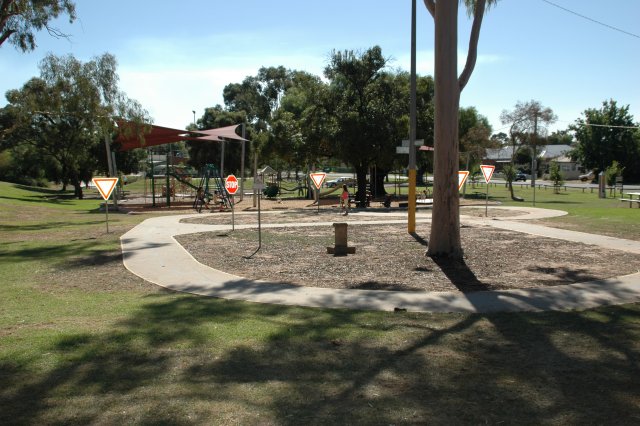 Apex Park Playground, Murray Street, Rutherglen