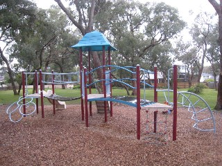 Apex Park Playground, Reumah Court, Heathmont