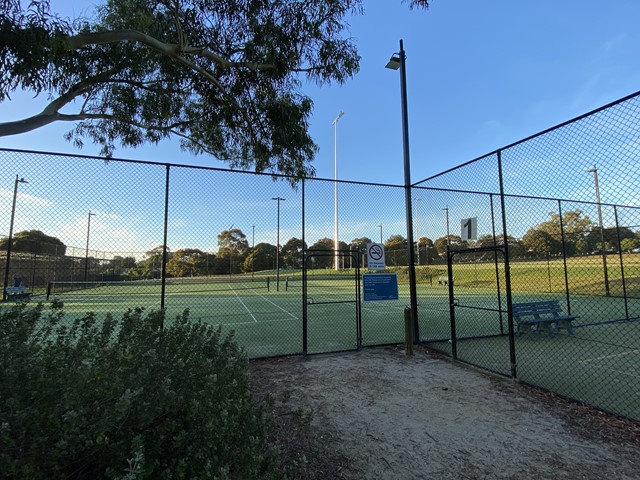Aqualink Tennis Courts (Box Hill)