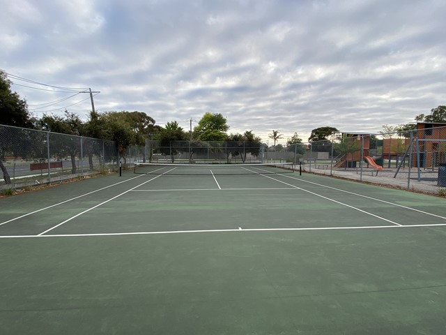 Asquith Street Free Public Tennis Court (Reservoir)
