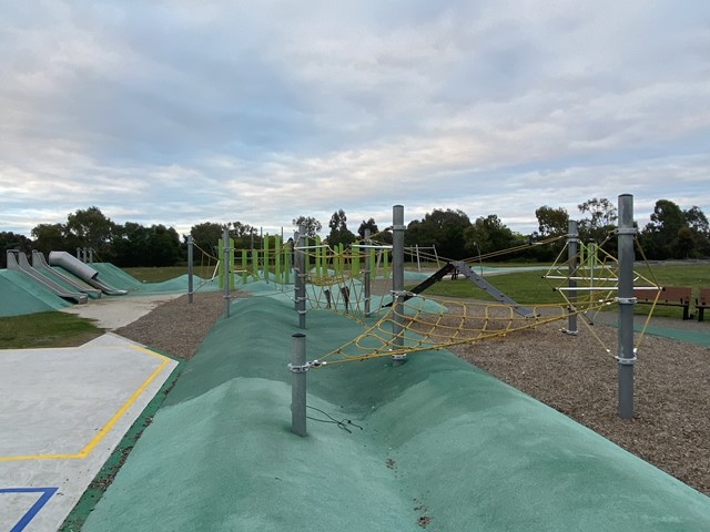 Baden Powell Drive Playground, Tarneit