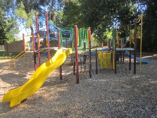 Barclay Square Playground, Cnr Jamieson Avenue and Calder Highway, Red Cliffs