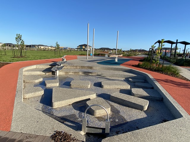 Barrabool Boulevard Playground, Mambourin