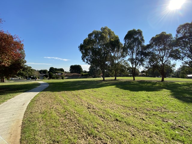 Barry Reserve Dog Off Leash Area (Rowville)