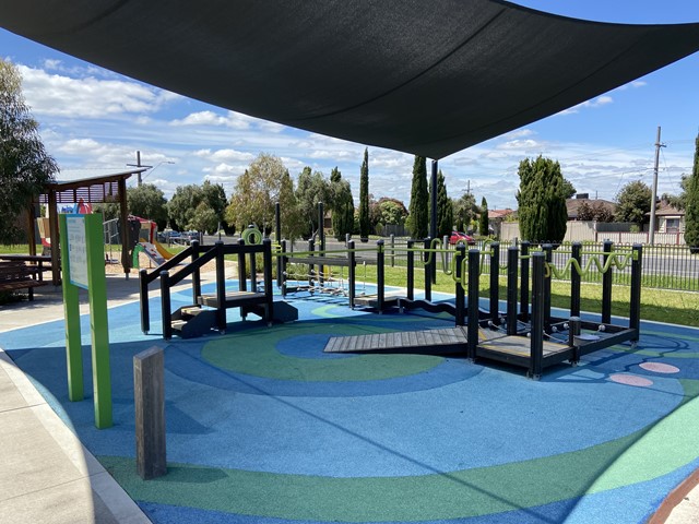 Barry Road Community Activity Centre Seniors Outdoor Gym (Thomastown)