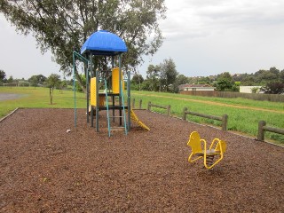 Barry Simon Reserve Playground, Gleneagles Drive, Endeavour Hills