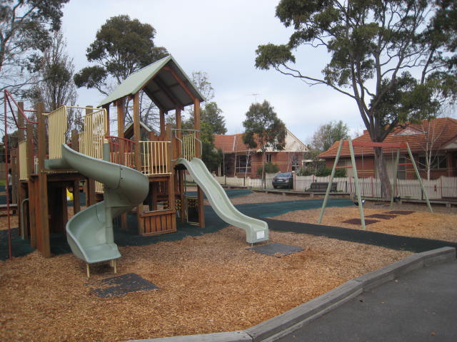 Bayswater Road Park Playground, Bayswater Road, Kensington