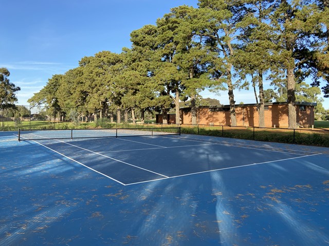 Benedikt Reserve Free Public Tennis Court (Scoresby)