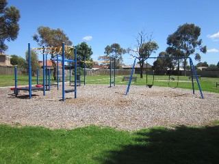 Bentley Crescent Playground, Hoppers Crossing