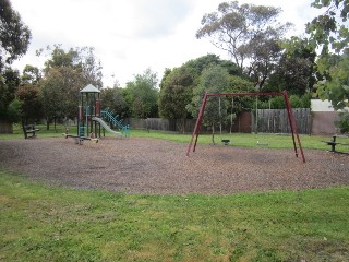 Berry Avenue Playground, Mitcham
