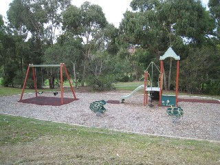 Binnak Park Playground, Binnak Drive, Watsonia North