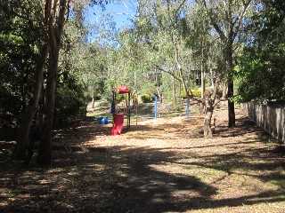 Bishop Avenue Playground, Diamond Creek