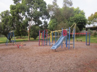 Boisdale Street Playground, Surrey Hills