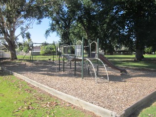 Botanic Gardens Playground, Simpsons Road, Eaglehawk