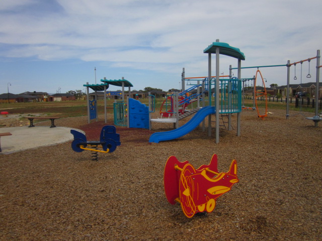 Botanica Springs Boulevard Playground, Brookfield