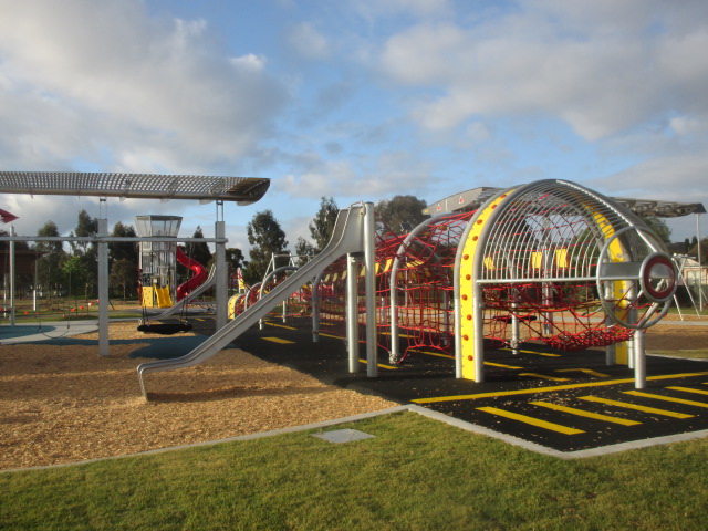 Braybrook Park Aeroplane Playground