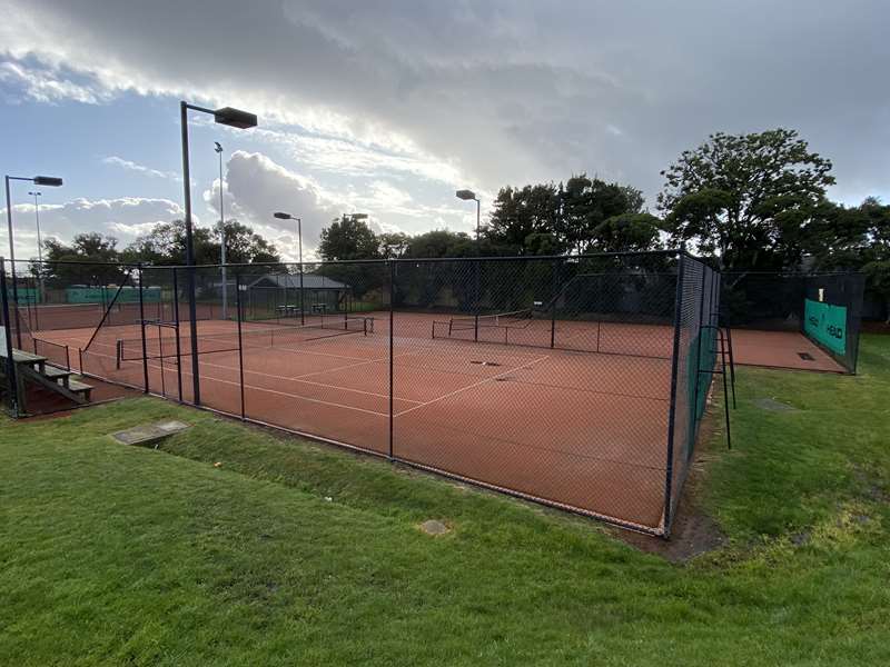 Bruce Park Tennis Club (Frankston)