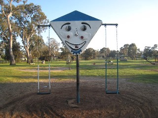 Bundoora Park Playground, Bramham Drive, Bundoora