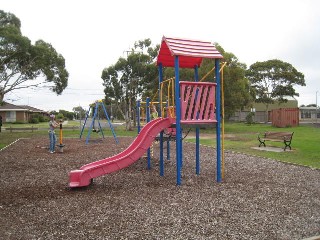 Burdoo Recreation Reserve Playground, Wingarra Drive, Grovedale