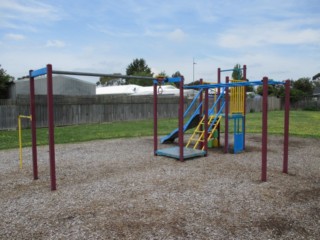 Burge Park Playground, Hicks Court, Traralgon