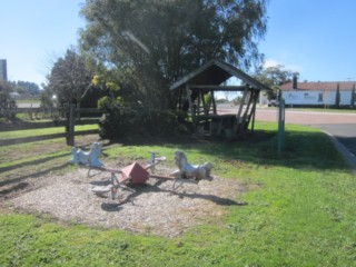 Bushmans Reserve Playground, Main Street, Darnum