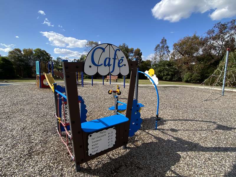 Cameron Drive Playground, Hoppers Crossing