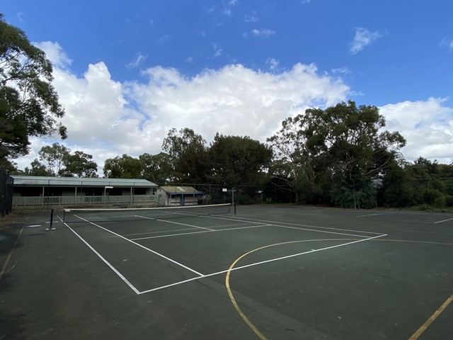 Canterbury Gardens Free Public Tennis Court (Bayswater North)