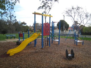 Cardigan Street Playground, Endeavour Hills