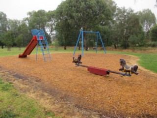 Carl Fietz Frontage Playground, Wilkinson Drive, Wodonga