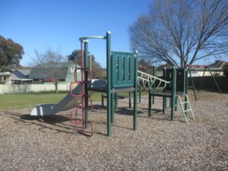Casley Street Playground, Long Gully