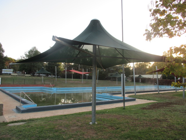 Castlemaine Outdoor Swimming Pool