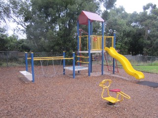 Chatham Avenue Playground, Ferntree Gully