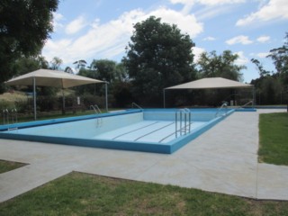 Chewton Outdoor Swimming Pool
