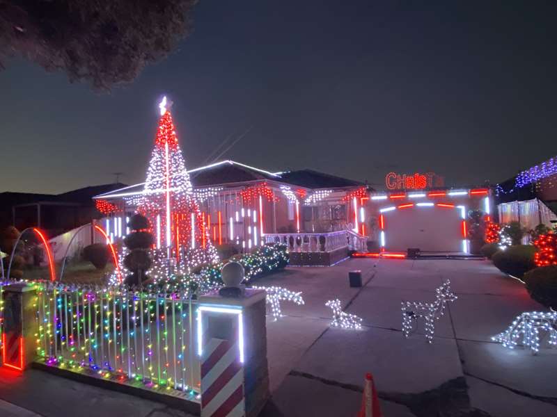 Christmas Lights (108 Gillespie Road, Kings Park)