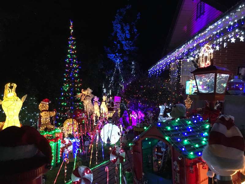 Christmas Lights (29 Shaftsbury Street, Coburg)