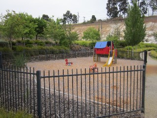 Cinnabar Avenue Playground, Mount Waverley