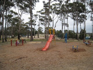 Mill Point Road Playground, Toorloo Arm