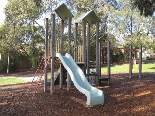 Cobham Road Playground, Mitcham