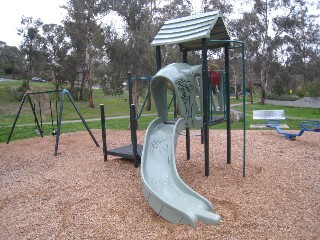 Cooinda Reserve Playground, Grove Street, Eltham