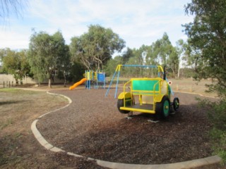 Cummins Road Playground, Miners Rest