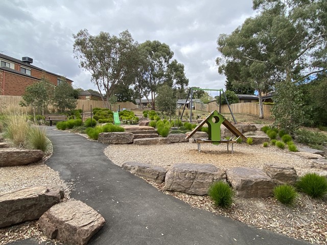 Dellview Playspace, Springwood Close, Donvale