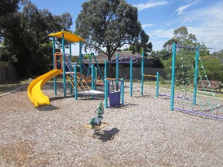 Dendaryl Drive Playground, Bundoora